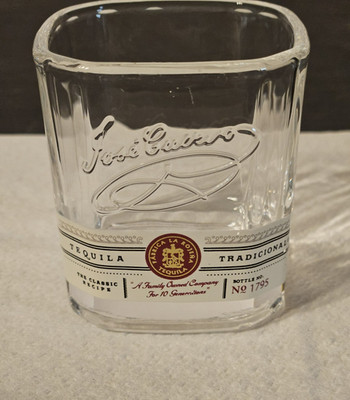Jose Cuervo Tradicional Tequila Clear Shot Glass w/No 1795 Barware Man Cave