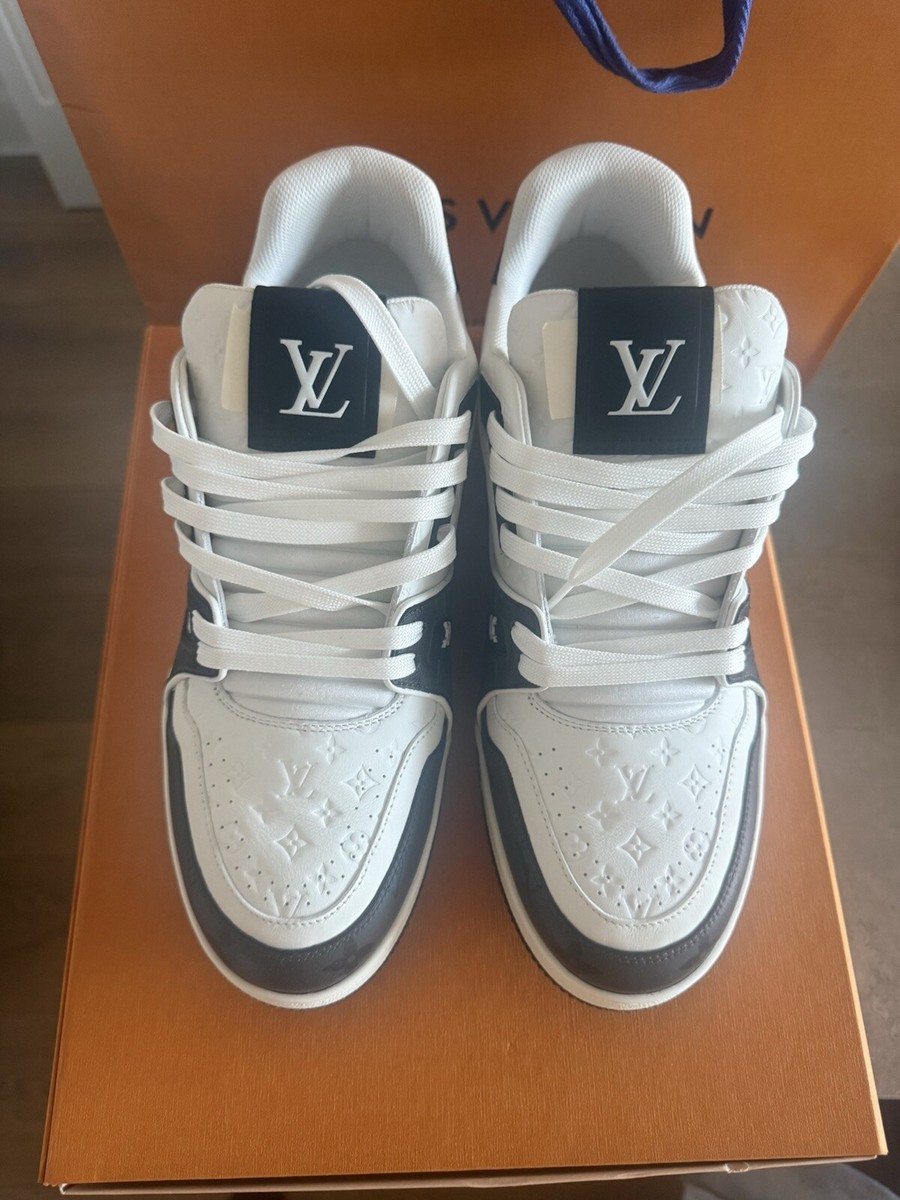 LOUIS VUITTON LV TRAINERS #54 BLACK & WHITE SIZE 8.5 UK SPECIAL