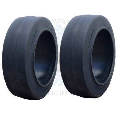 2 - 18X7X12-1/8  SOLID TIRES  18X7X12.125 SOLID TIRES  | SMOOTH HYSTER TIRES