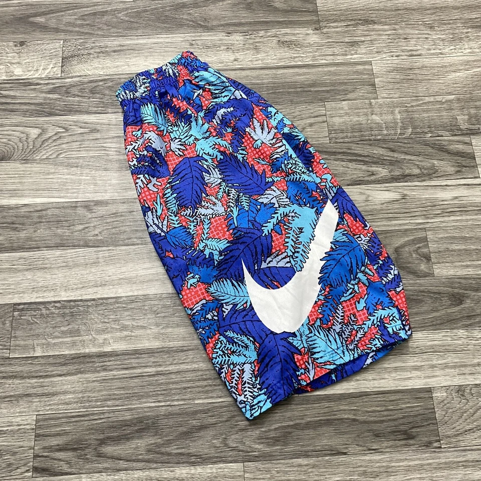 Nike Graphic Logo Stretch Waist Blue/Red Leaves Print Board Shorts Boy's Size L - Image 2 of 4