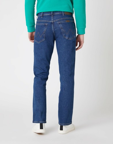 Wrangler Regular Fit Jeans Stretch Herrenjeans Jeanshose Durable inkl. Gürtel - Bild 18 von 80