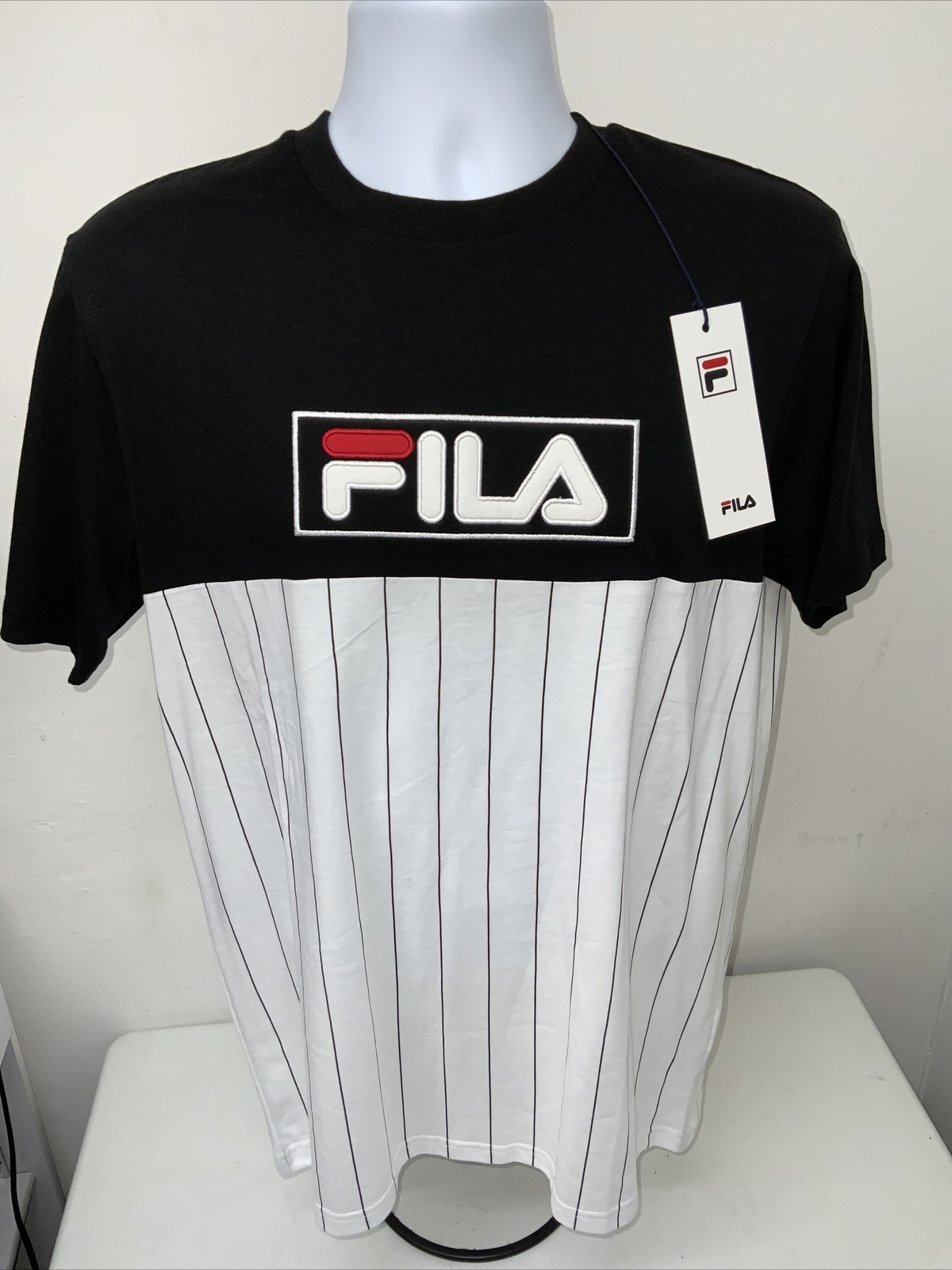 T shirt girocollo uomo Fila taglia media nuova con etichette