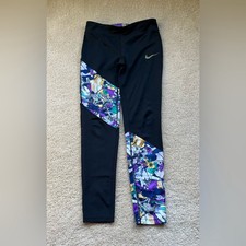 Nike Dri-Fit Girl  s Black Floral Tight Fit Leggings - Youth Size XL - Stretch