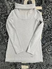 Arc'teryx Women’s Cowl Neck Desira Tunic Fleece In Gray Small