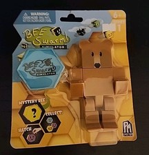 Bee Swarm Simulator   Brown Bear Action Figure Pack w/ Mystery Bee  Honeycomb