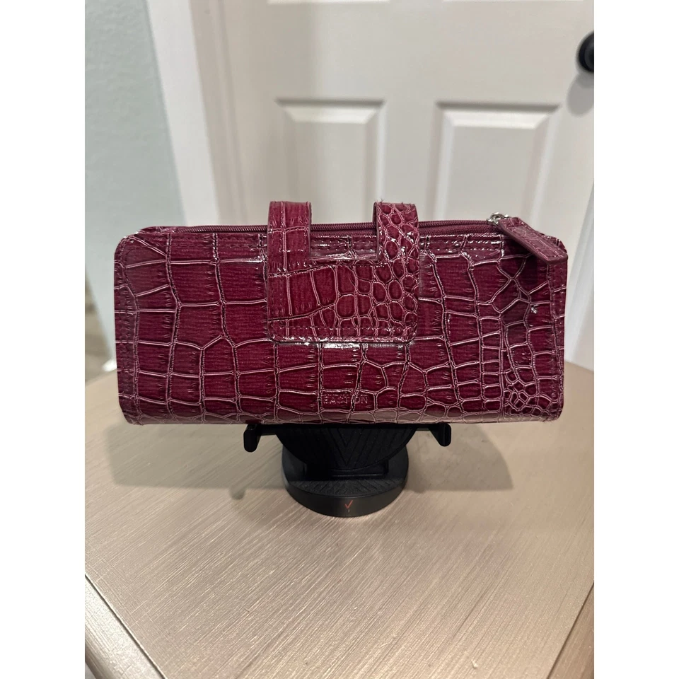 Kenneth Cole Reaction Фиолетовый Искусственный Животный Принт Текстура и Дизайн Браслет/Клатч - Изображение 2 из 4