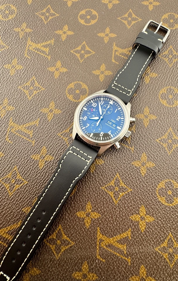 IWC Pilot Chronograph Fliegeruhr Automatic Calibre Black Dial Swiss Made - Bild 3 von 4