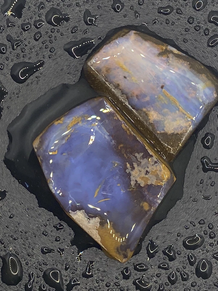 Australian  Boulder Opal rough and rubs Parcel 2 Large Stone - Image 4 of 4