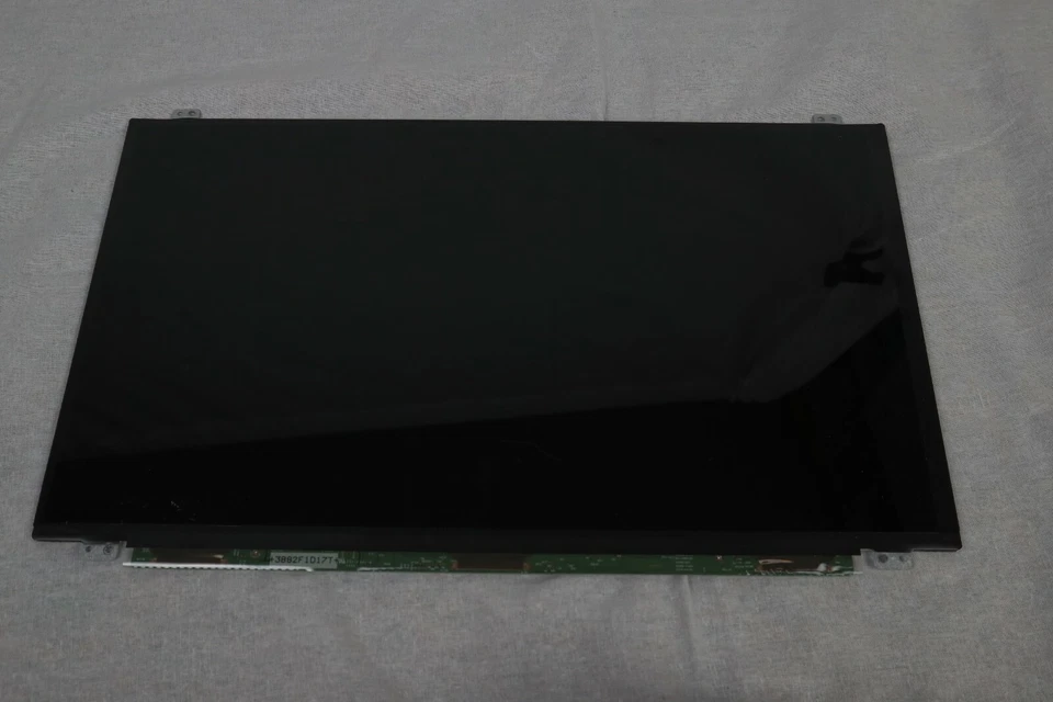 LG laptop Bildschirm 15.6 Zoll 1366x768 60Hz + Webcam extra mit Anschlusskabel - Bild 2 von 3