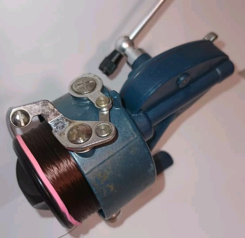VINTAGE MITCHELL MATCH 440A AUTO-BAIL FISHING REEL EXC. CONDITION - Picture 6 of 18