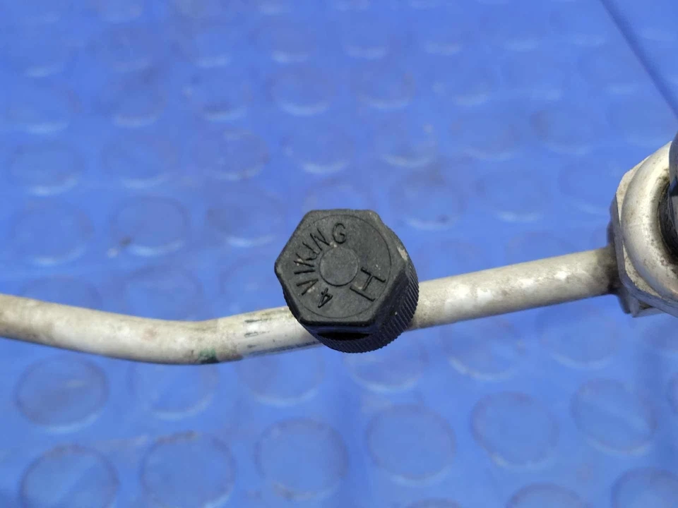 Toyota Camry 2014-2017 tubo líquido aire acondicionado pieza original OEM 8871006330 Foto 4 de 4