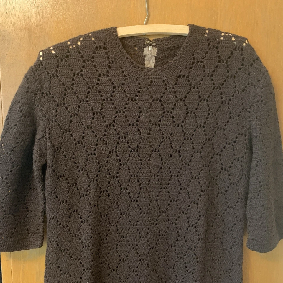 Винтажный ручной работы крючком коричневый шерсти платье с молнией назад. 1950-е Нога на Колене - Изображение 3 из 4