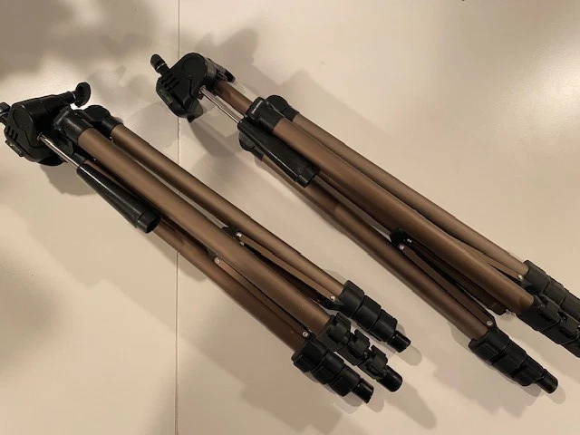 Camera Gear Lot - Manfrotto Tripod Head, Gorilla Pod, Amazon Tripods, Handheld - Image 3 of 4