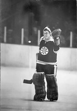 1970s EDDIE JOHNSTON NHL HOCKEY GOALIE PHOTO BOSTON BRUINS LEGEND MASK WHA AHL