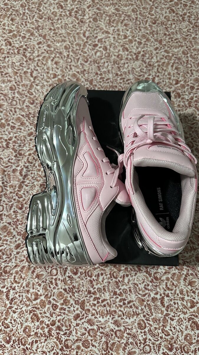 Size 9 - adidas Raf Simons x Ozweego Mirrored - Clear Pink Size 9 - adidas Raf Simons x Ozweego Mirrored - Clear Pink