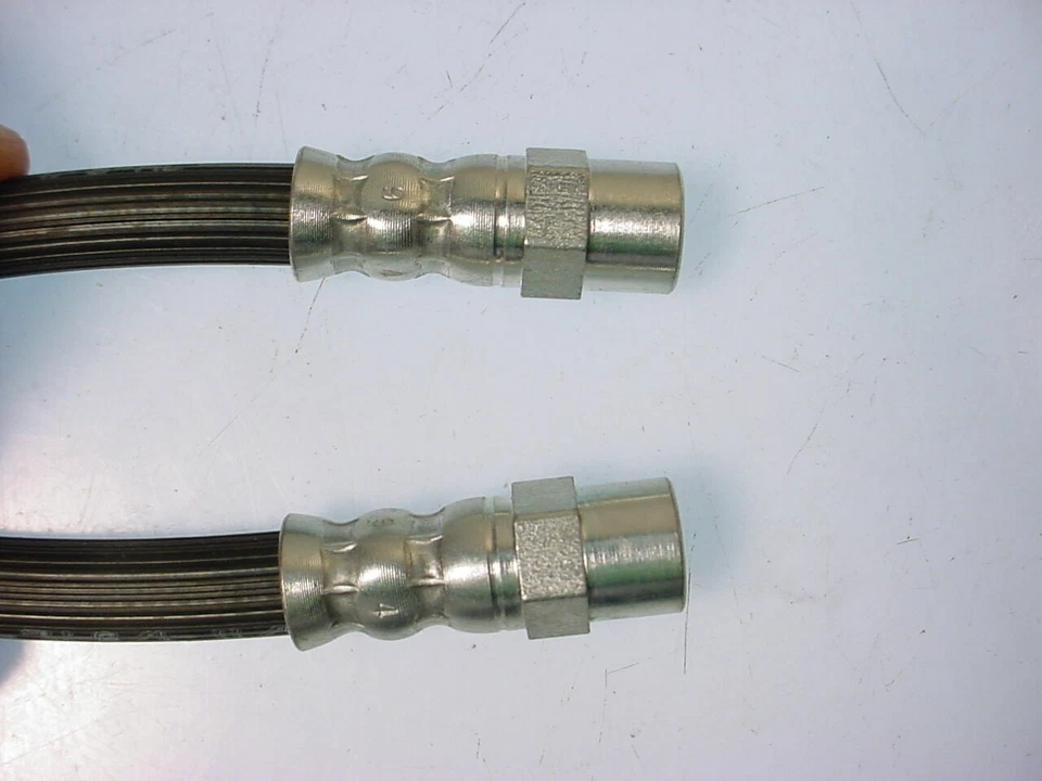 Manguera de freno trasera derecha para Mercedes Benz 250 S SL & 280 S SE SEL SEC 5204-0240 Foto 2 de 2