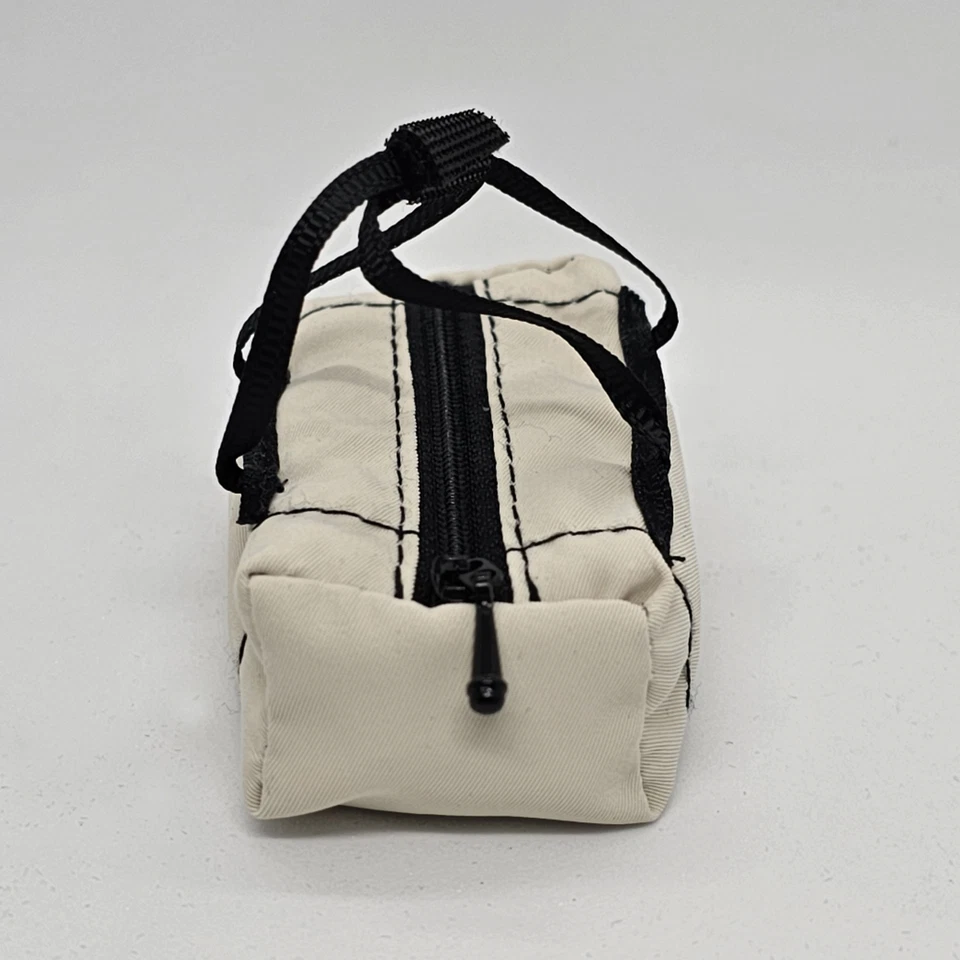 1:18 Diorama Luggage Bag Model Car Storage Bag Garage Scene Display Props Models - Image 4 of 4