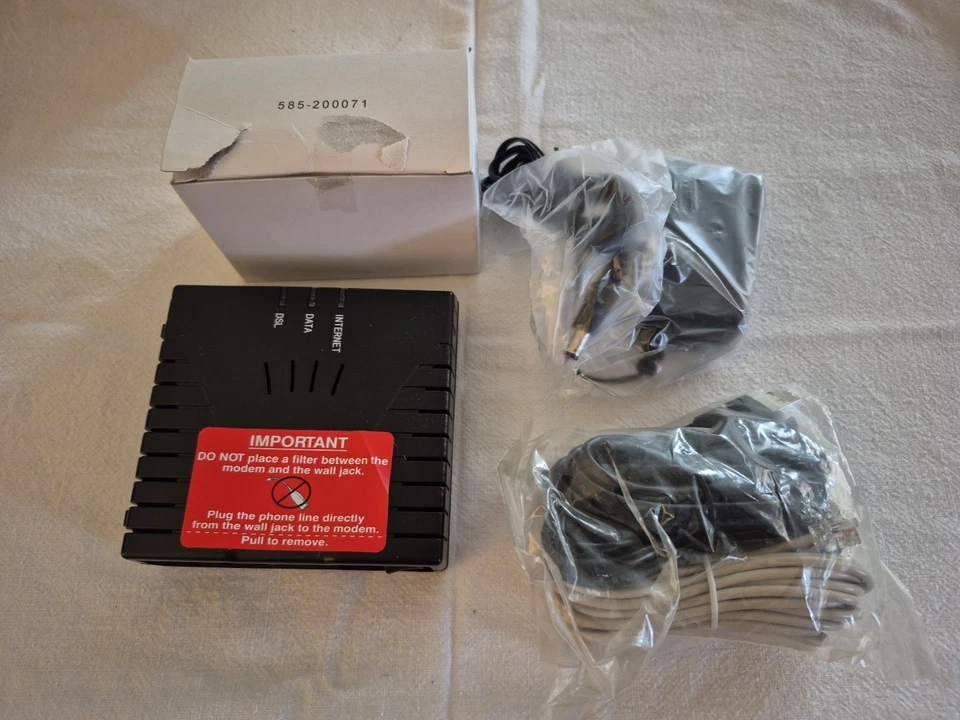 Westell INC. ADSL2+ MODEM ROUTER A99-750015-00 With Power Adapter - Image 2 of 4