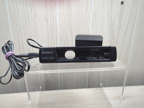 Sony BCA-35E Battery Charge Adapter - Picture 1 of 3