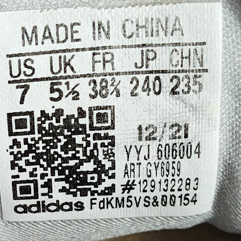 adidas Ultra Boost 5.0 DNA Women's 7 Running Shoes Sneakers White Black GY6959 - Image 2 of 4