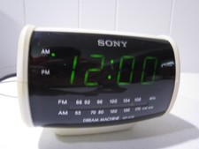 Sony Dream Machine ICF-C112 Off-White AM/FM Radio Alarm Clock Tested Works 