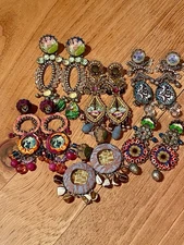 AYALA BAR CHANDELIER EARRING LOT, SIX (6) PAIR