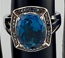 London Blue Topaz Rhodium Over Sterling Silver Ring 5.19ctw - Size 6