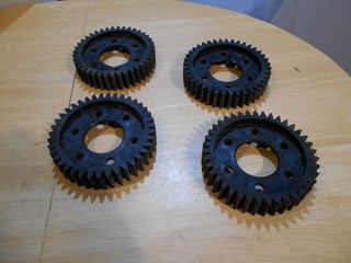 JOHN DEERE WALK BEHIND SELF PROPELED MOWER DRIVE WHEEL SPUR GEARS LOT OF 4 USED
