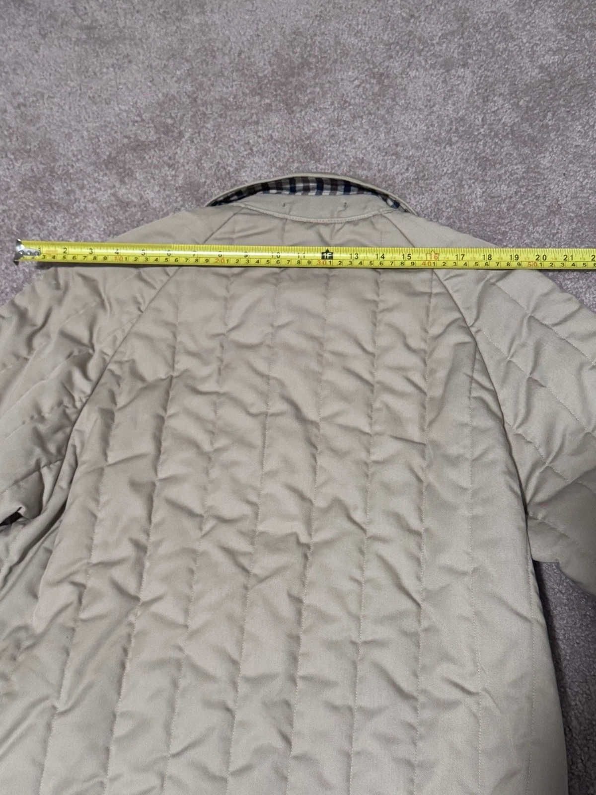 Vintage Aquascutum LondonMade in England Quilted JacketBeige Check Lined - product detail image 9