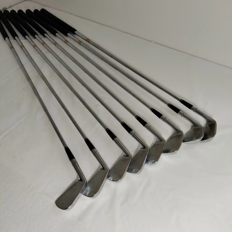 Juego de hierros Wilson Johnny Miller 3-PW varillas de acero flexibles individuales a juego diestro Foto 3 de 4