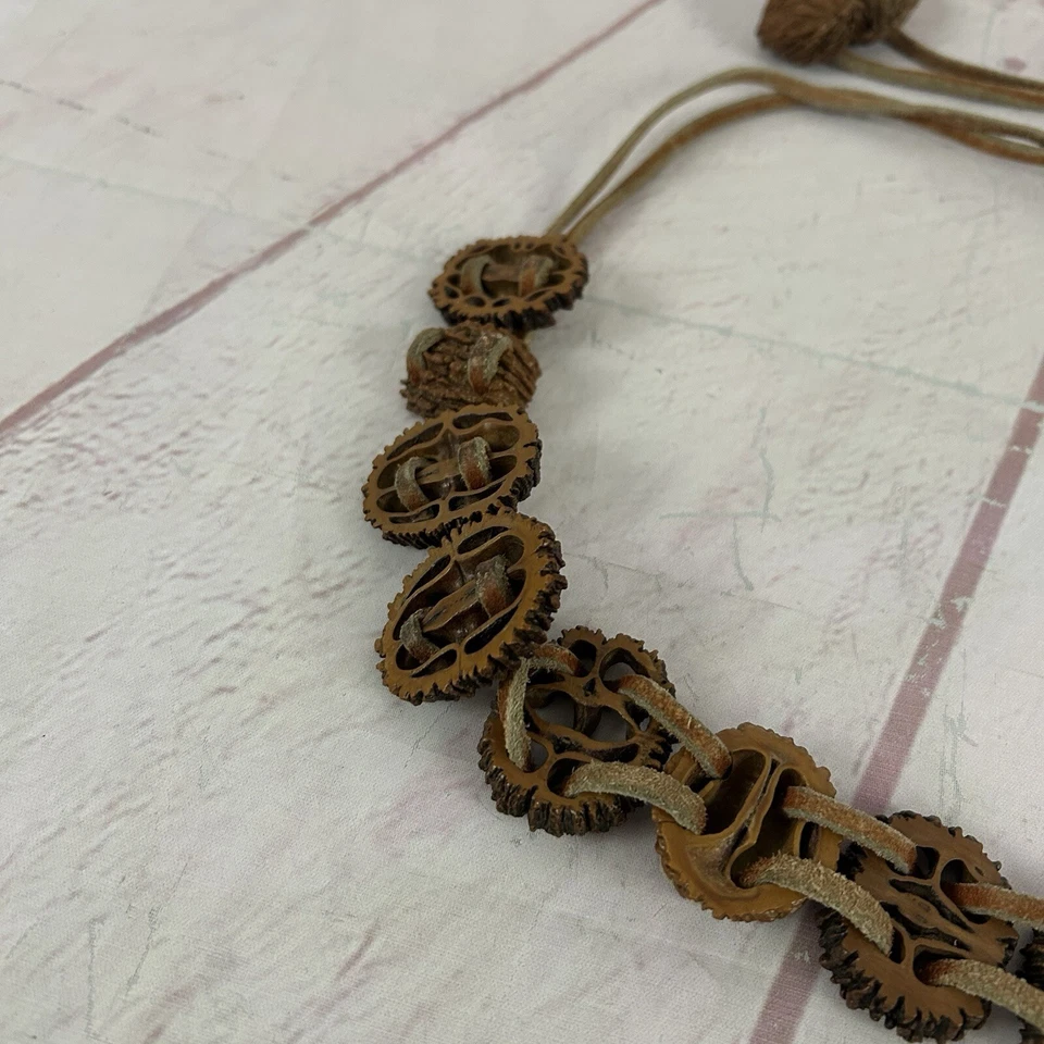 复古皮革核桃壳手工腰带腰珠 Woodstock Gypsy Boho 44 英寸 — 第 2/4 张图片