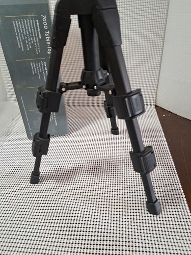 Table-Top Camera Tri-Pod ProMaster 7000 # 2489 With Box - Picture 14 of 23