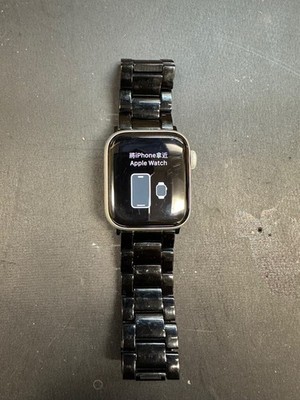 Apple Watch Series SE (2nd Gen) 40mm GPS + WiFi + Cellular Unlocked - Used