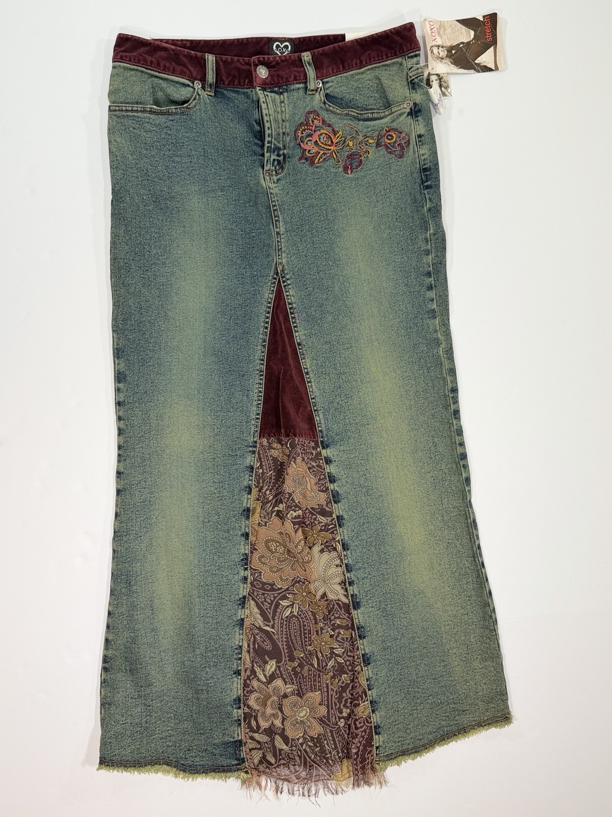 NWT Vintage XOXO Women’s Denim Maxi Skirt Paisley Panel Embroidery Size 11/12