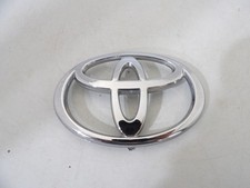 2002 2003 2004 -2005 Toyota Camry 2003 2006 07-2008 Toyota Matrix Grille Emblem