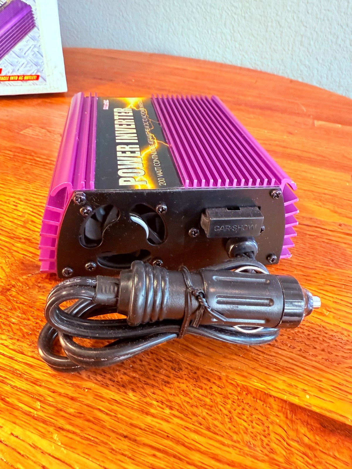 New Car Power Inverter 200 watt continuous power with 400 watt
