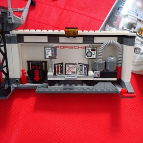 LEGO SPEED CHAMPIONS Porsche 919 Hybrid and 917K Pit Lane 75876 Used W/Manual