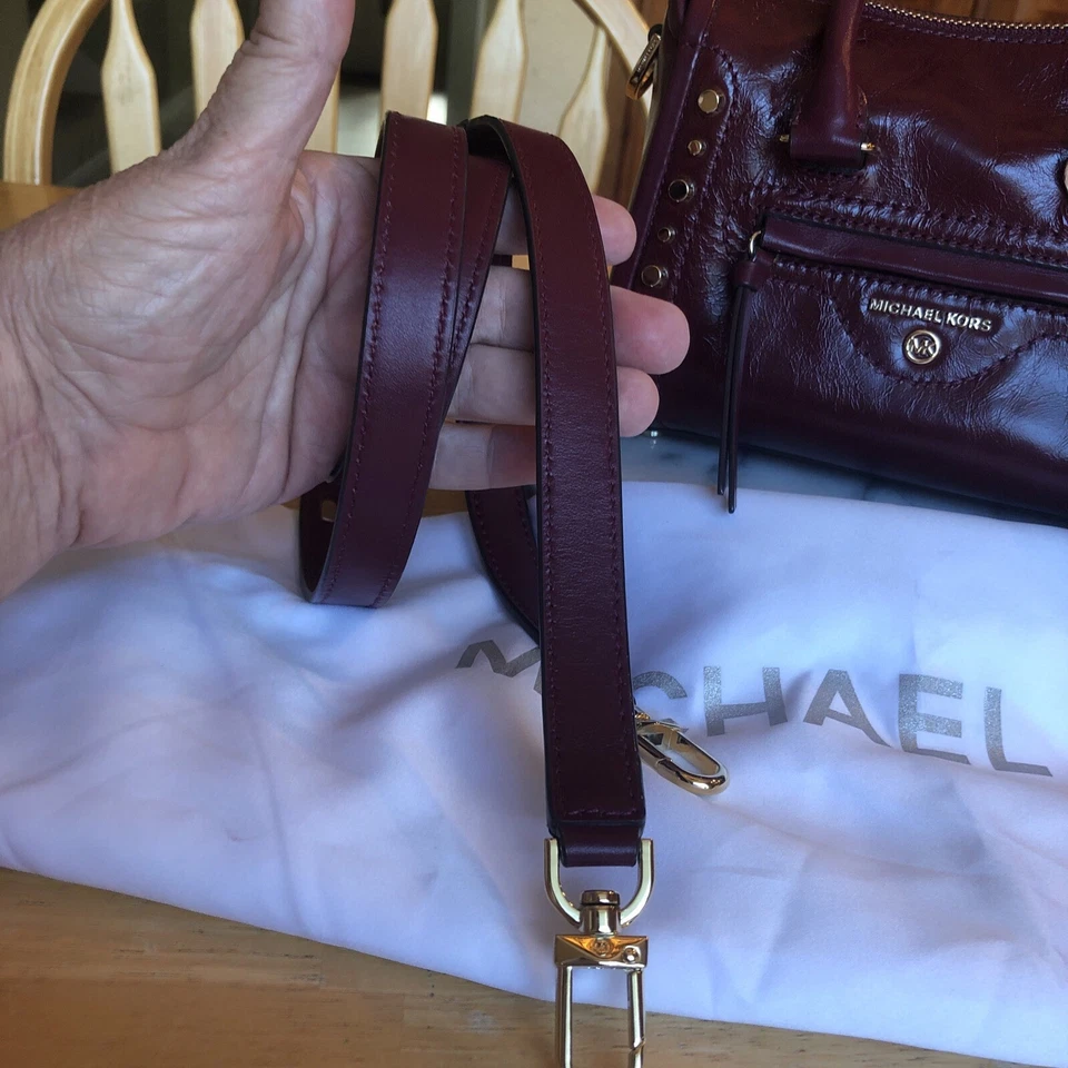 MICHAEL KORS CARINE XS TOP ZIP SATCHEL SHOULDER CROSSBODY BAG BURGUNDY - Image 2 of 4