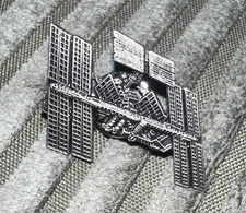 Vintage NASA international Space Station Lapel Pin gold color metal 1998