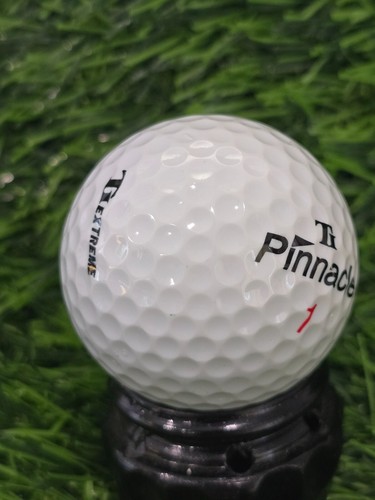 Loch Lloyd Golf Club Logo Golf Ball - Picture 2 of 2