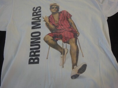 Bruno mars 24K Magic world tour concert t-shirt M | eBay