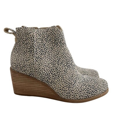 Toms Clare Macadamia Mini Cheetah Print Suede Wedge Ankle Booties Women s Size 7