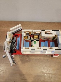 LEGO Creator Expert 10220 Volkswagen T1 Camper Van  Red White 100% No Manual