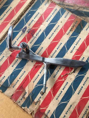 DATSUN 720 Ventilator Channel Frame Left Side Genuine Parts NOS JAPAN