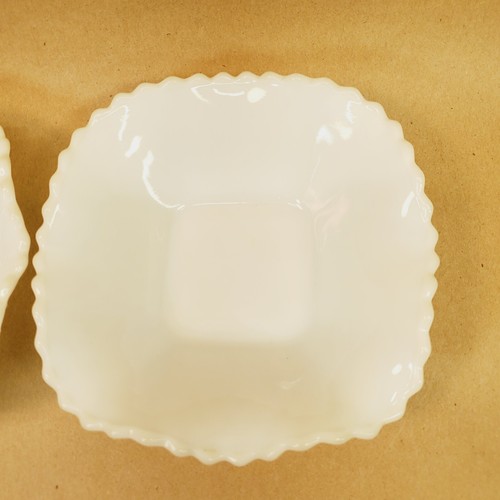 2 Vintage Milk Glass Candy Dish Bowl Small Square Diamond Pattern Scalloped Edge - Picture 7 of 20