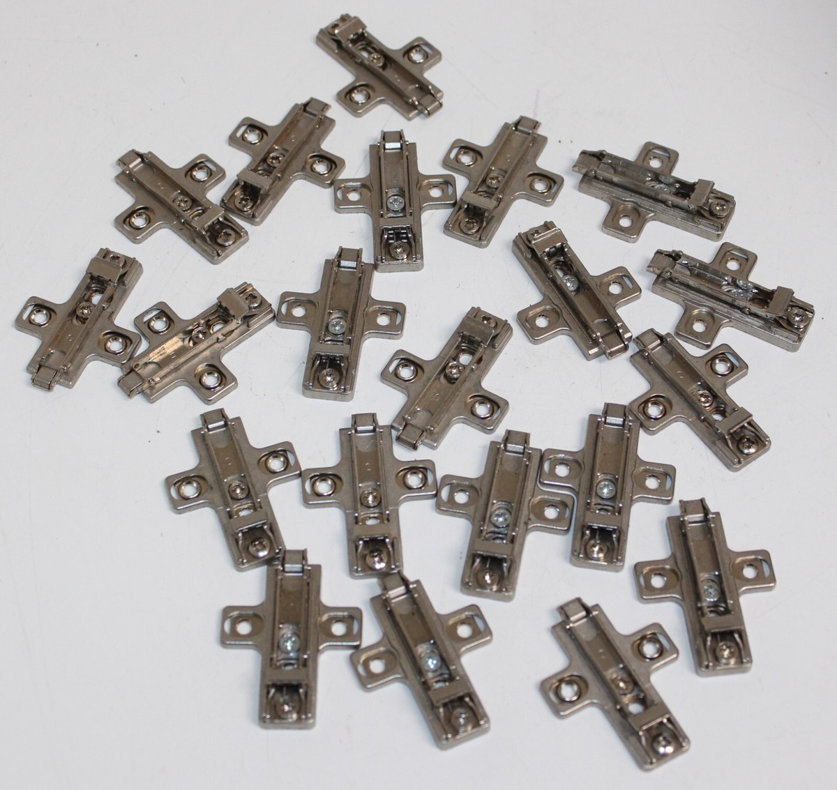 SASA✴︎ Buy SALICE Pie-cut Corner Hinge Self Closing Screw on online