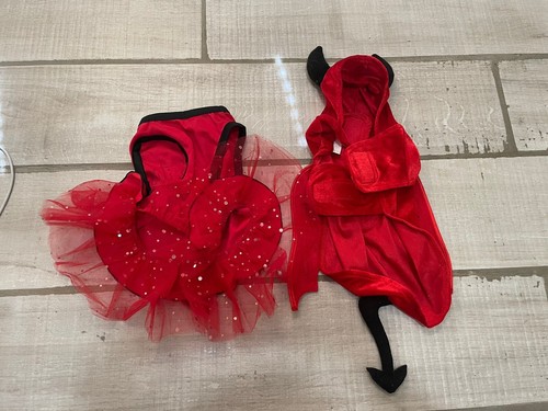 LOTE DE ROPA/DISFRAZ PARA PERRO Vestido Diablo TALLA XS/S - Imagen 2 de 2
