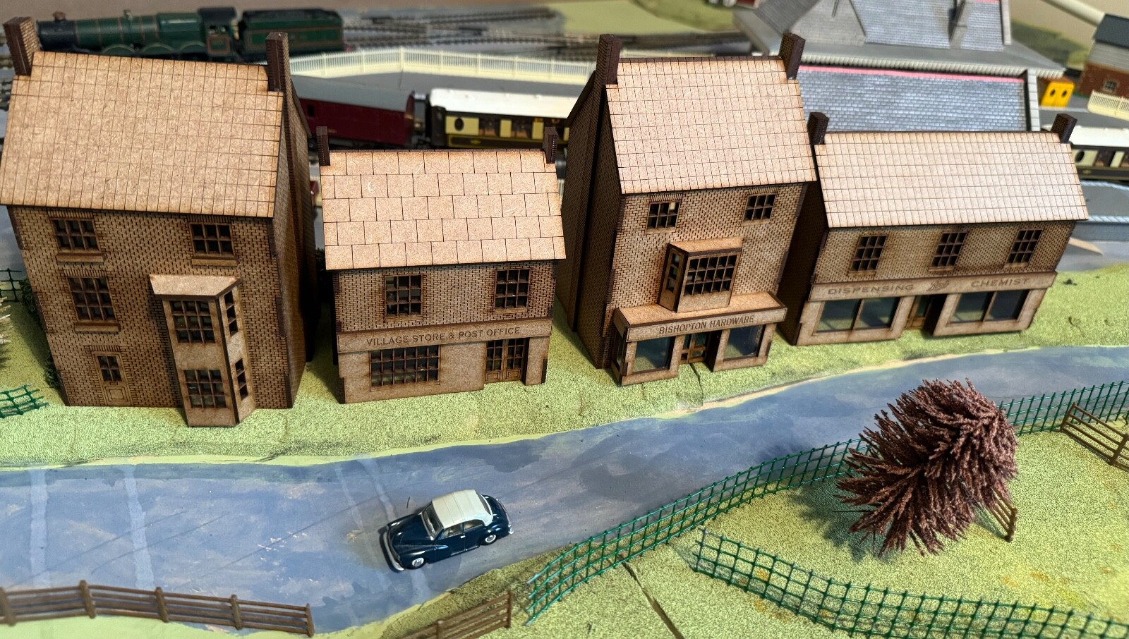 Picture 4 of 4