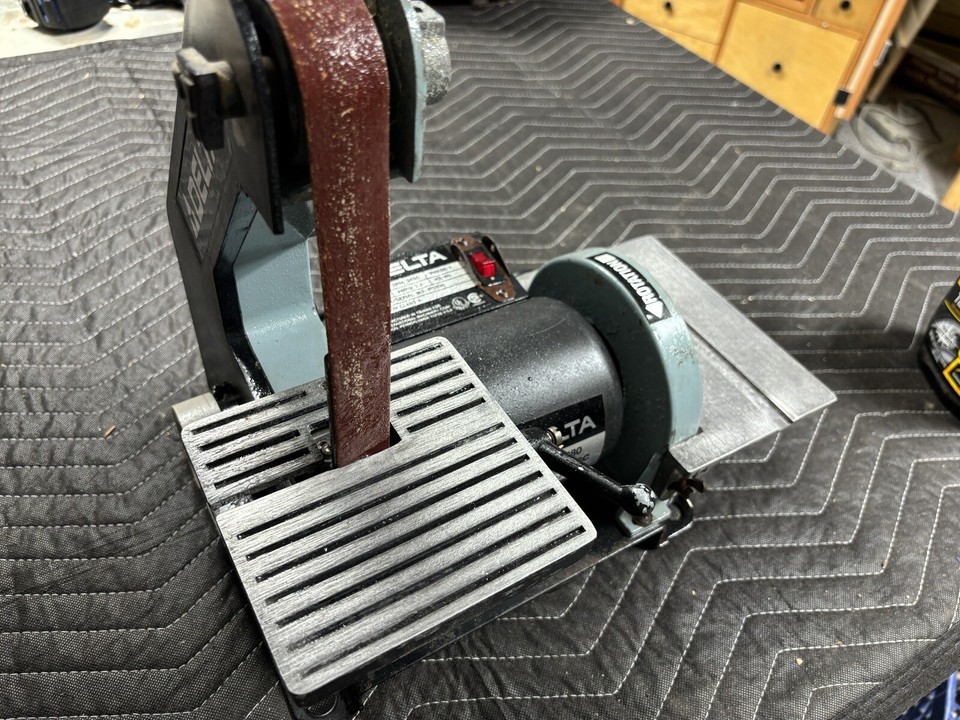 DELTA 31080 1" BELT / 5" DISC SANDER 120V 1/4 HP 3450 RPM WORKS GREAT