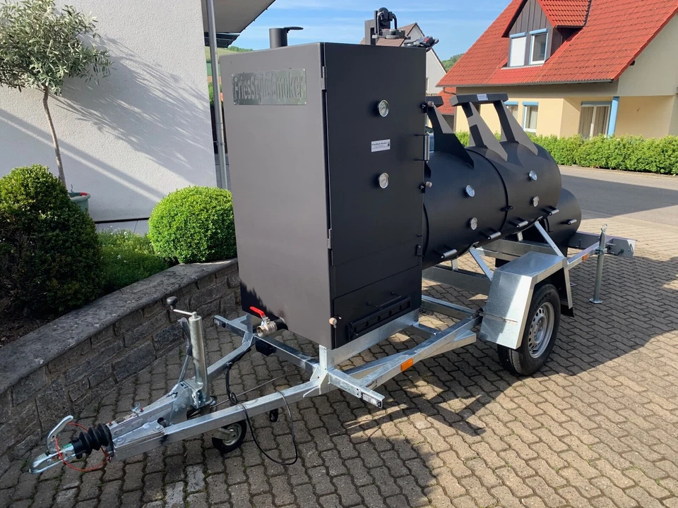 FriesStyle Smoker 32“ mit Räucherschrank auf Anhänger - Bild 3 von 4